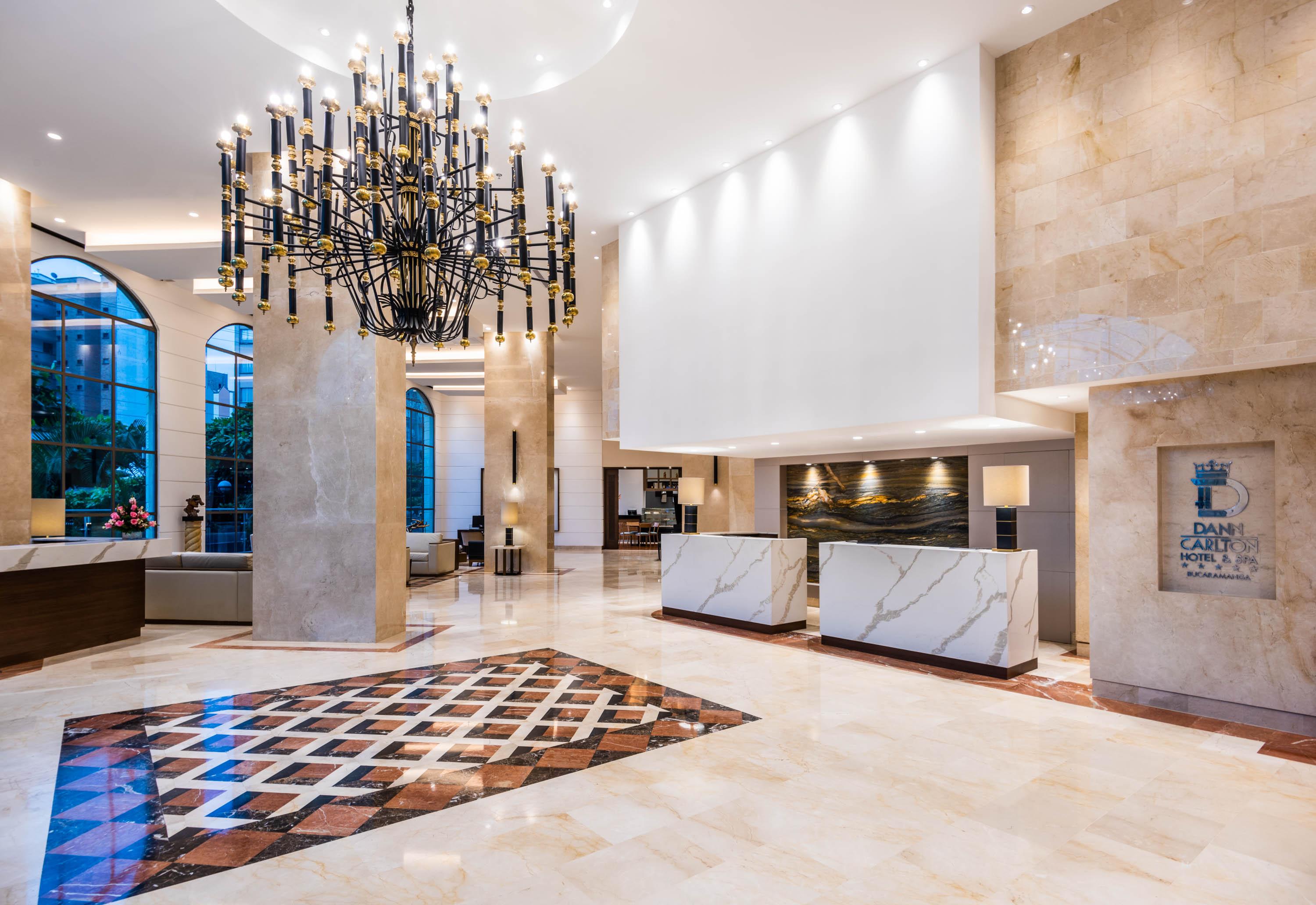Hotel Dann Carlton בוקארמנגה מראה חיצוני תמונה Lobby