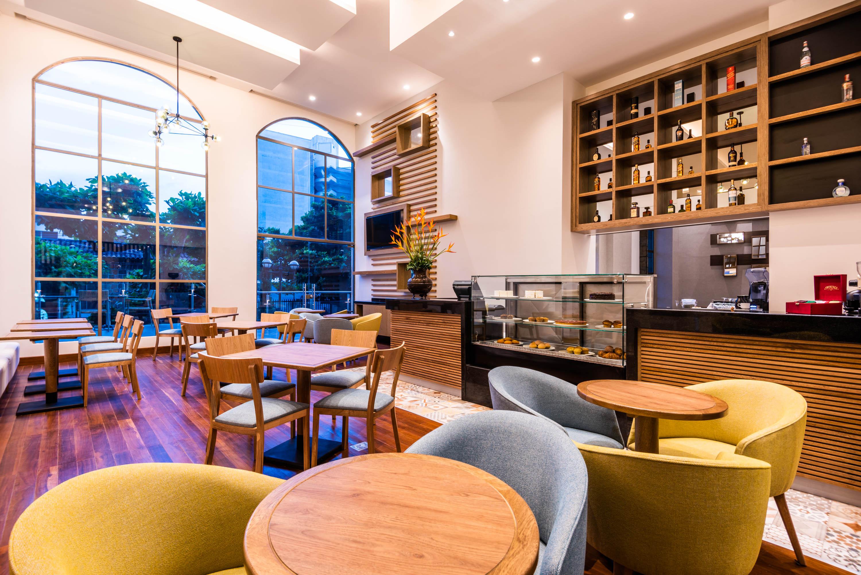 Hotel Dann Carlton בוקארמנגה מראה חיצוני תמונה The Coffee Shop