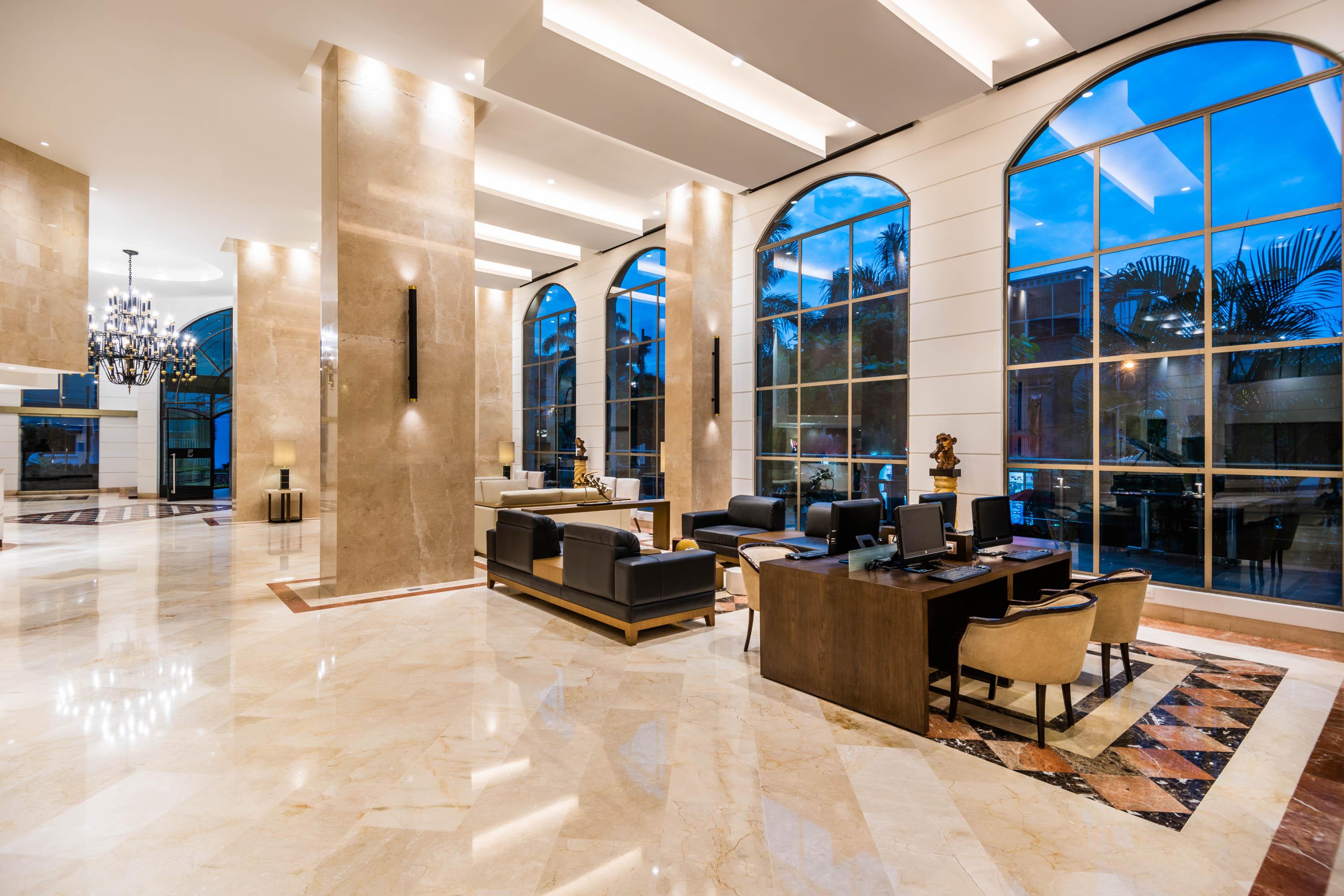 Hotel Dann Carlton בוקארמנגה מראה חיצוני תמונה Lobby