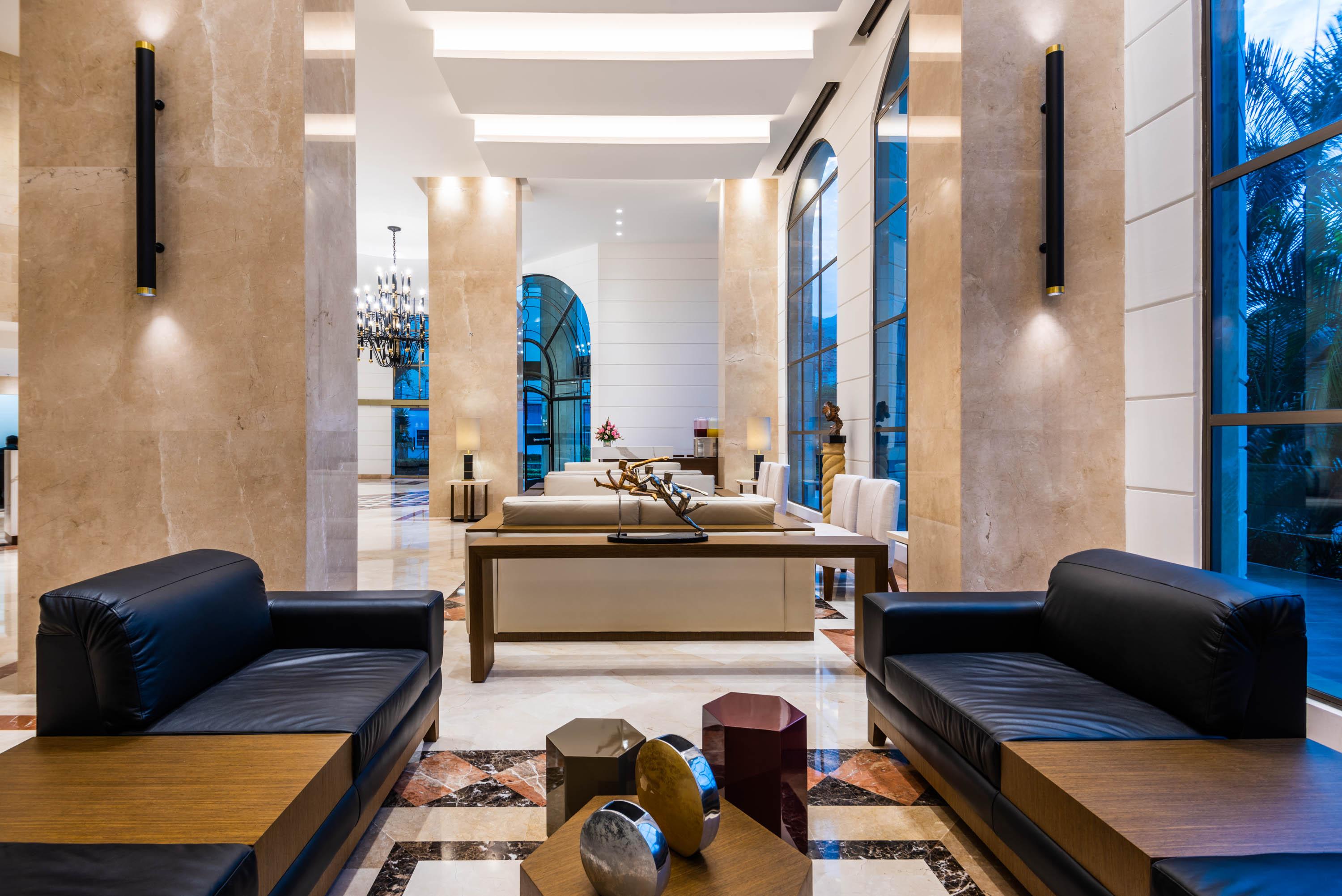 Hotel Dann Carlton בוקארמנגה מראה חיצוני תמונה Lobby