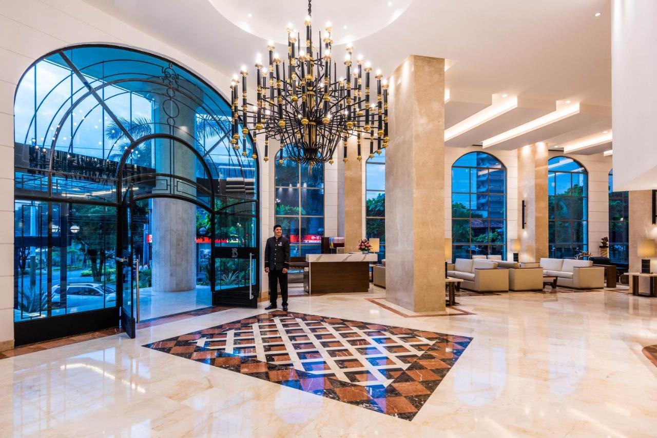 Hotel Dann Carlton בוקארמנגה מראה חיצוני תמונה Lobby